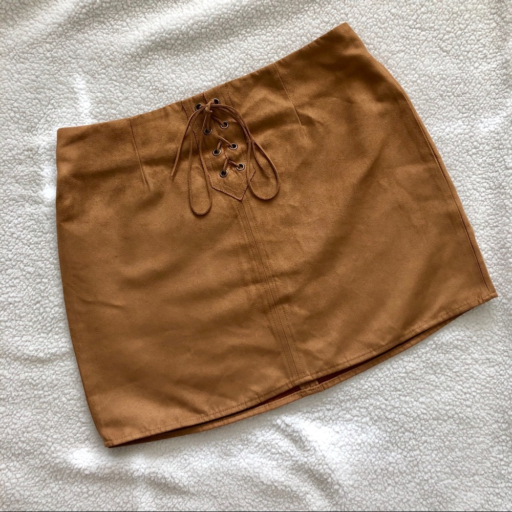 NWOT Kendall & Kylie Faux Suede Skirt